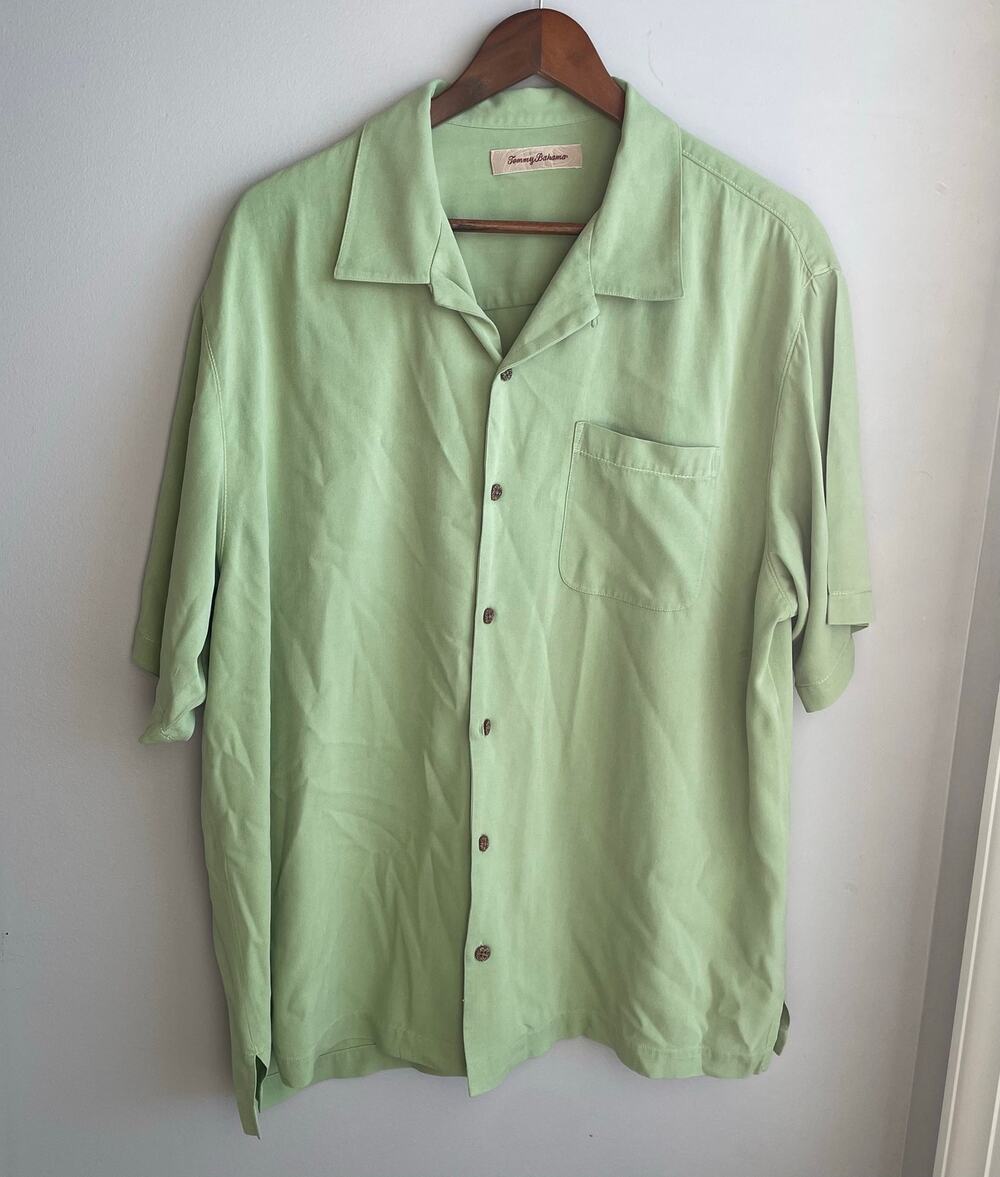 Tommy Bahama 100% Silk Short Sleeve Camp Shirt Button Up Short Slv sz XL green